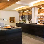 Tyrol アパートホテル レルモース