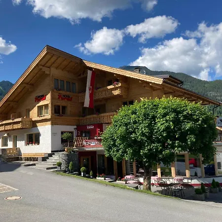 Tyrol Апарт-отель 4*
