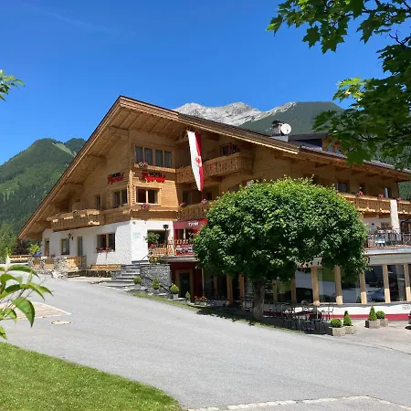 Ξενοδοχείο με διαμερίσματα Tyrol 4*
