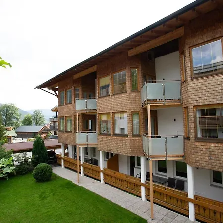 Tyrol Ξενοδοχείο με διαμερίσματα 4*