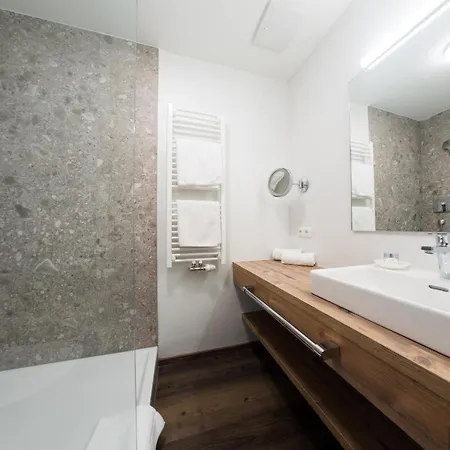 Tyrol Apart Otel