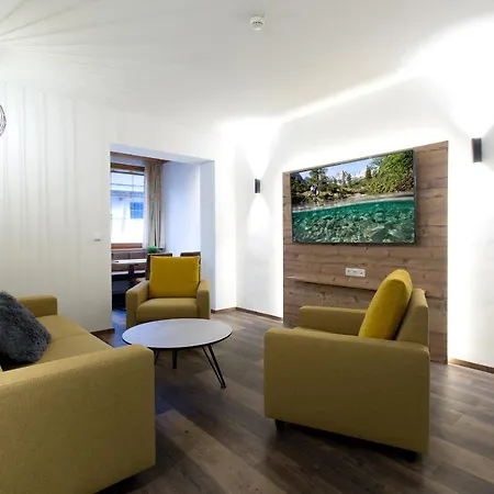Apart Otel Tyrol 4*