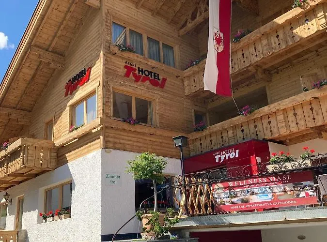 Aparthotel Tyrol 4*