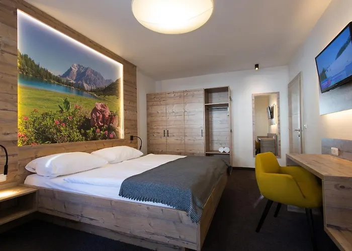 Tyrol 4*