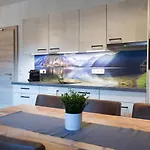 מלון דירות Tyrol לרמוס
