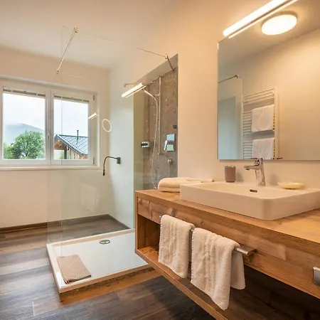 Tyrol Ξενοδοχείο με διαμερίσματα