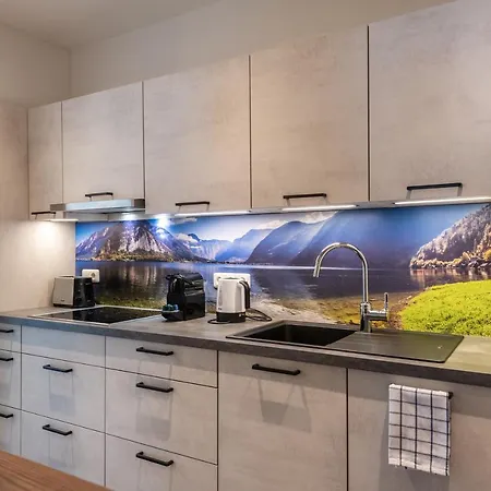 Ξενοδοχείο με διαμερίσματα Tyrol