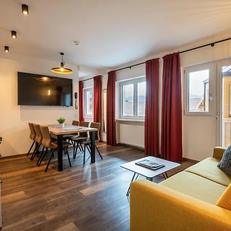 Ξενοδοχείο με διαμερίσματα Tyrol Lermoos