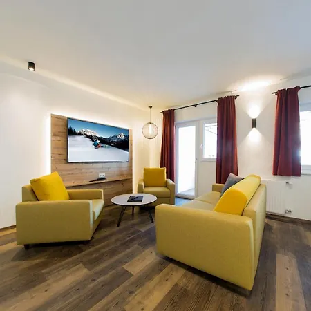 Ξενοδοχείο με διαμερίσματα Tyrol Lermoos