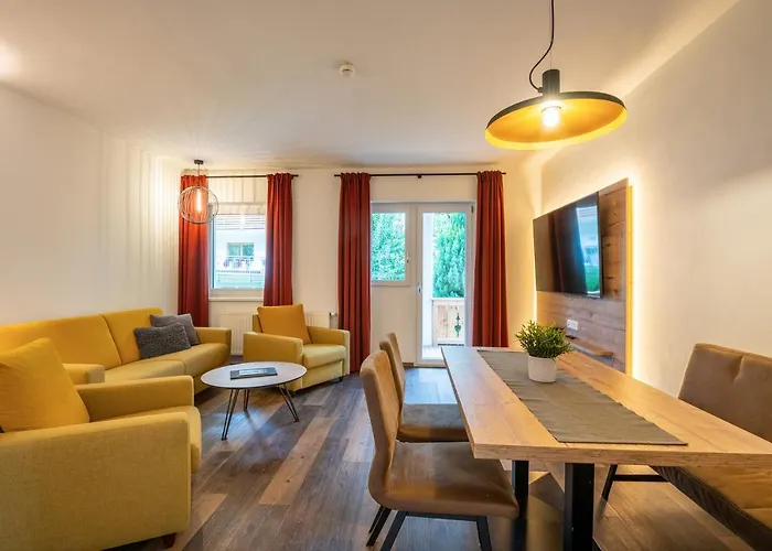 Ξενοδοχείο με διαμερίσματα Tyrol 4*