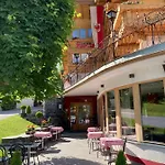 Tyrol 4*
