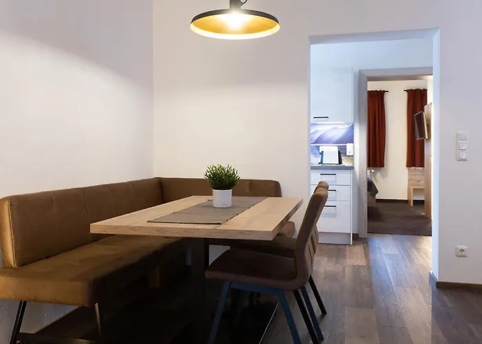 Tyrol Lägenhetshotell 4*