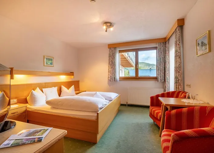 Tyrol Lägenhetshotell 4*