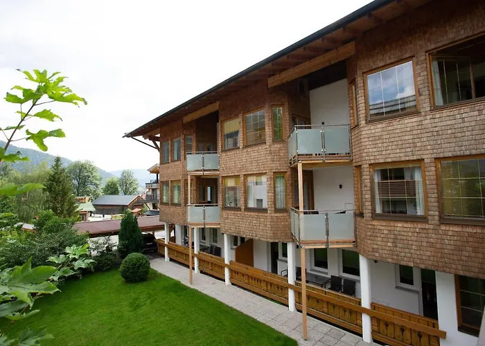 Tyrol Lägenhetshotell 4*