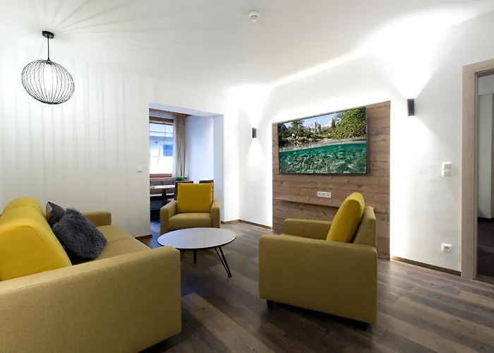 Lägenhetshotell Tyrol 4*